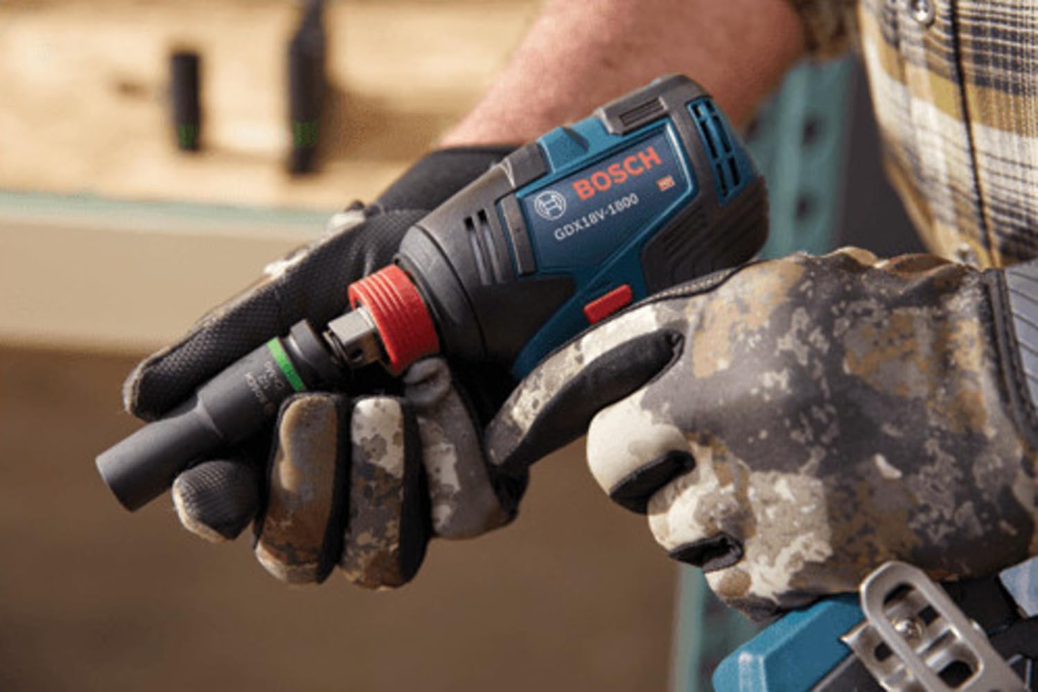 Bosch 18V GDX18V Two-In-One 1/4 Inch and 1/2 Inch Bit Socket Impact Driver Wrench Kit with Standard Power Battery and Focused LED Light (Renewed)