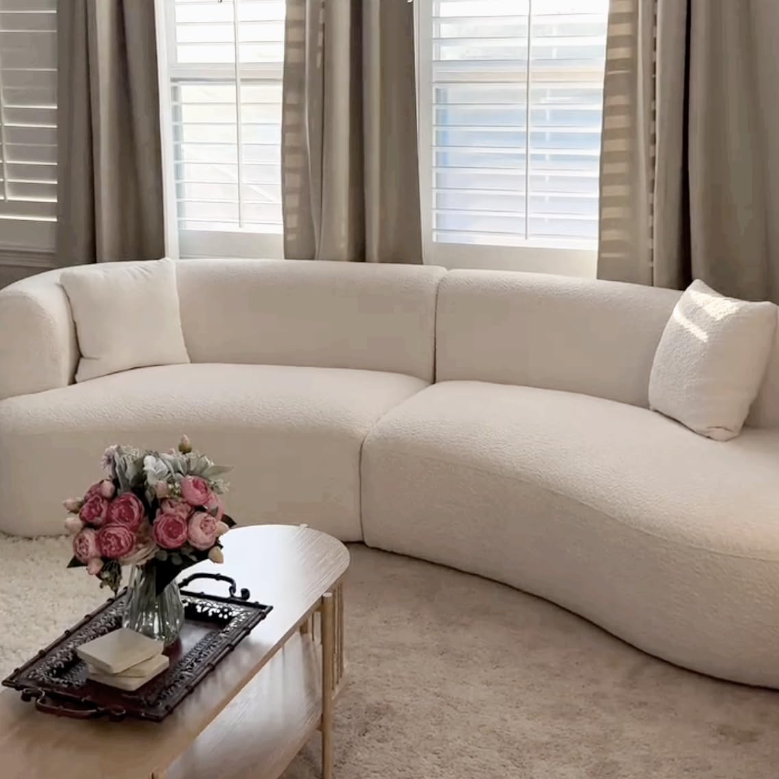 Acanva Modern Curved Sectional Living Room Couch, Minimalist Comfy Boucle Fabric Modular Sofa for Apartment, Home Office, 114' W Right Hand Facing, White