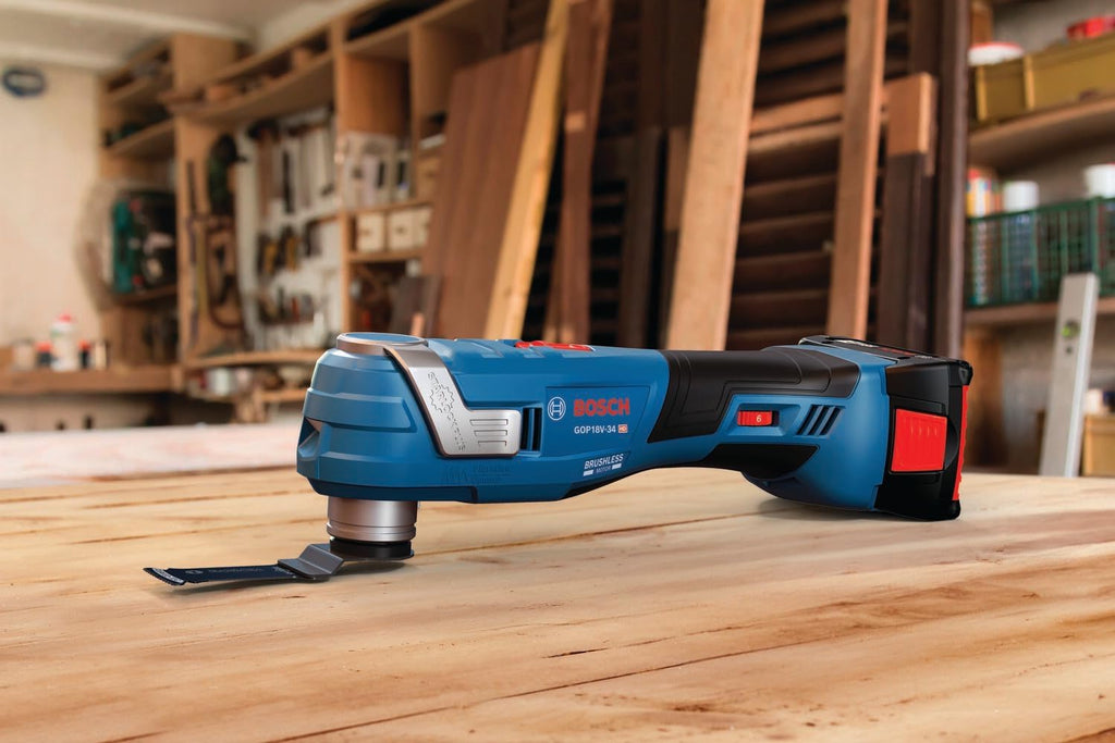 BOSCH GOP18V-34B12 18V Brushless StarlockPlus® Oscillating Multi-Tool Kit with (1) 2 Ah Standard Power Battery