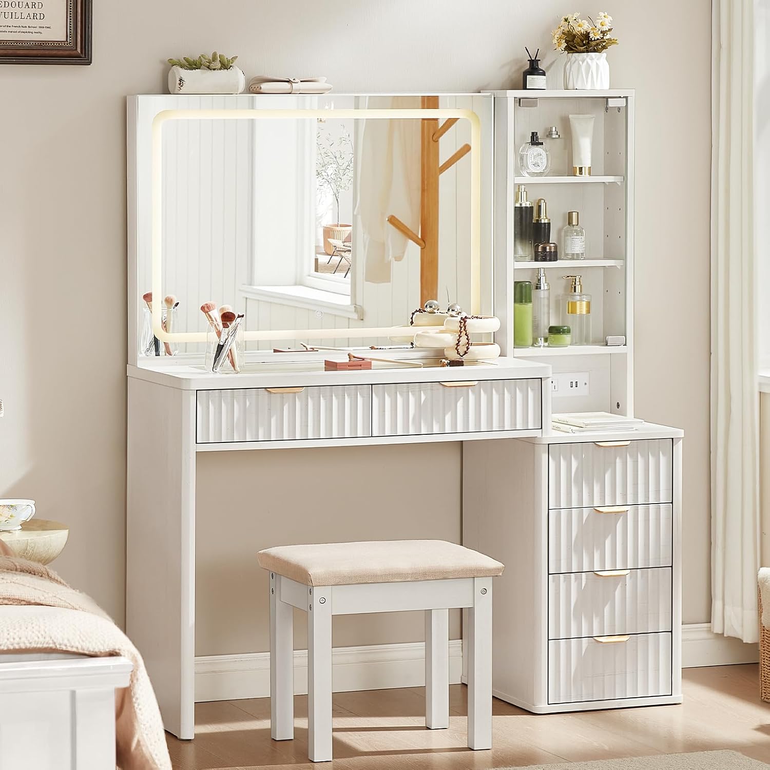 LEYAOYAO White Vanity Desk with Mirror and Lights, 43.5'' Fluted Makeup Vanity with 6 Drawers and Adjustable Shelves, Glass Top Make Up Vanity, Girls Wood Dressing Table with Power Outlet for Bedroom