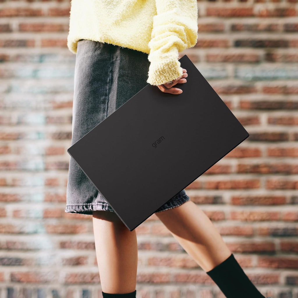 LG gram Pro 16-inch Lightweight Laptop Computer, Intel Evo Edition Powered by Intel Core Ultra9 285H Processor, NVIDIA RTX5050, Windows 11 Home, 32GB RAM, 2TB SSD, Black
