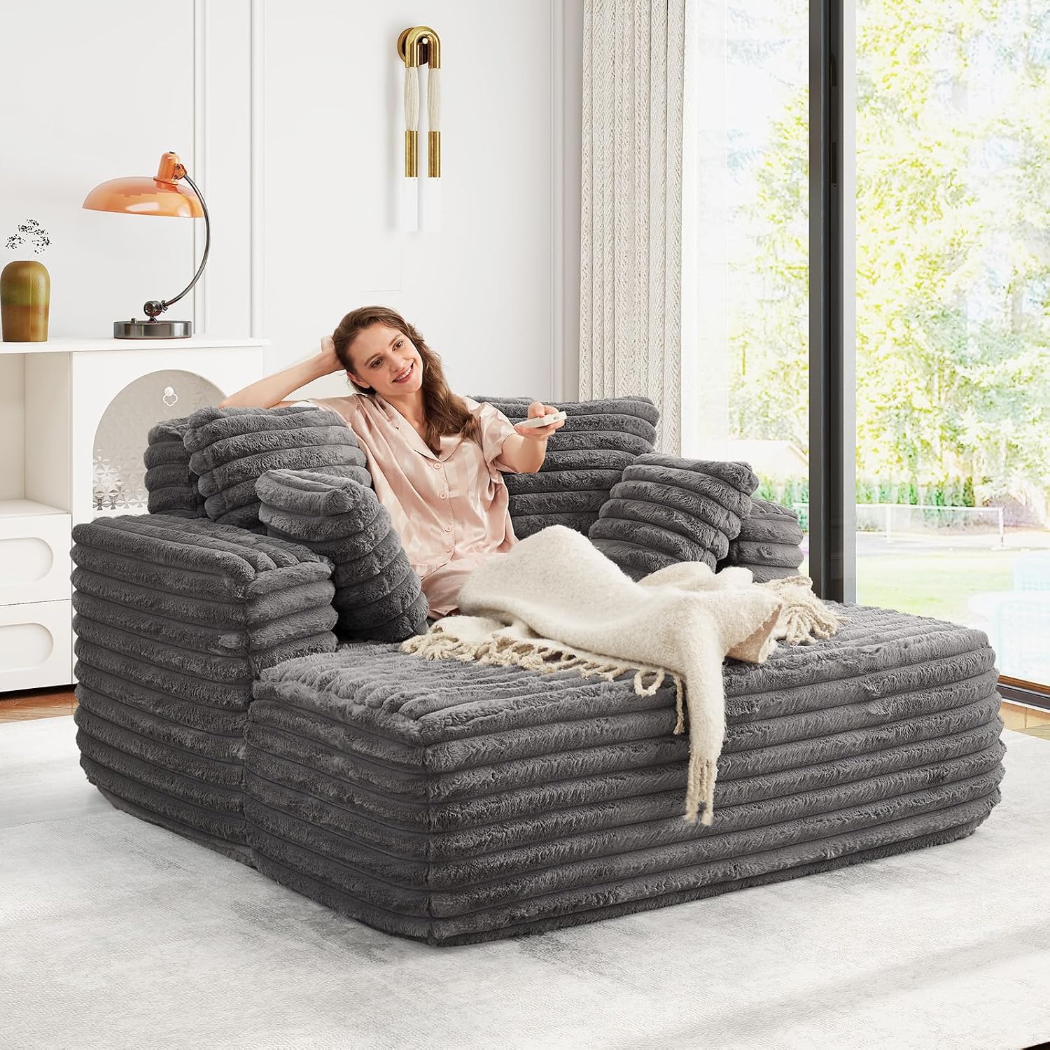 JEEOHEY 56' Oversized Chaise Lounge Chair Indoor,Plush Faux Fur Sleeper Sofa Couch Bed with Pillows&Wide Armrests,Fluffy Comfy Cloud Couch,Compression Foam Couch for Living Room,Bedroom(Grey)