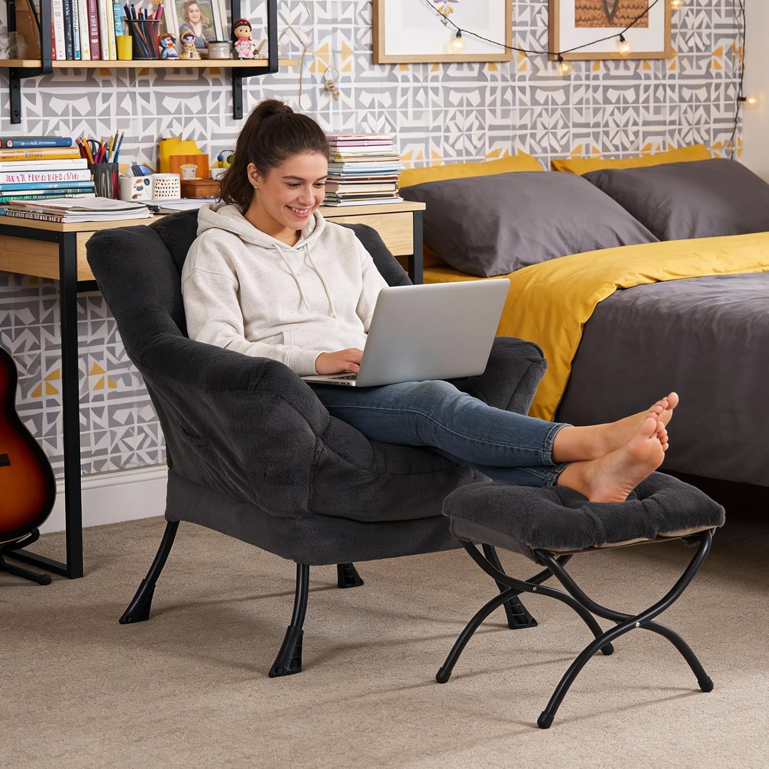 MBOOYOME Lazy Chair with Folding Ottoman, Modern Accent Lounge Armchair with Armrests and a Side Pocket & Foldable Footstool, Leisure Reading Chair for Living Room, Bedroom, Dorm & Office, Plush Navy