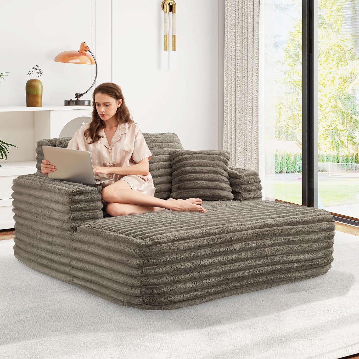 JEEOHEY 56' Oversized Chaise Lounge Chair Indoor,Plush Faux Fur Sleeper Sofa Couch Bed with Pillows&Wide Armrests,Fluffy Comfy Cloud Couch,Compression Foam Couch for Living Room,Bedroom(Brown)