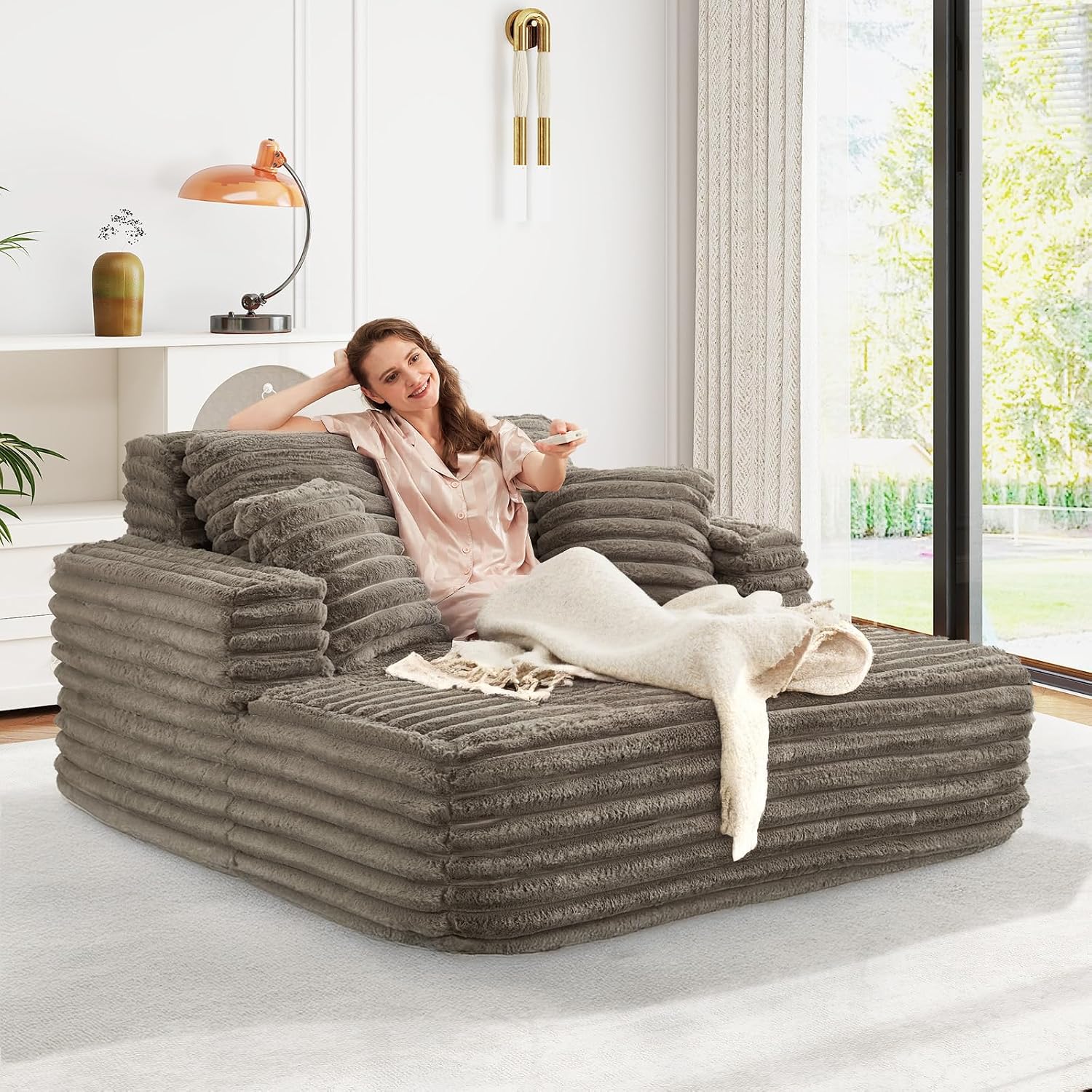 JEEOHEY 56' Oversized Chaise Lounge Chair Indoor,Plush Faux Fur Sleeper Sofa Couch Bed with Pillows&Wide Armrests,Fluffy Comfy Cloud Couch,Compression Foam Couch for Living Room,Bedroom(Brown)