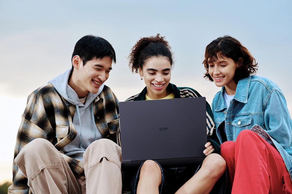 LG gram 16-inch Thin and Lightweight Laptop, Windows 11 Home, AI-Enabled Intel Evo Edition Powered by Intel Core Ultra7(Series 2) 255H Processor, 32GB RAM, 1TB SSD, Obsidian Black