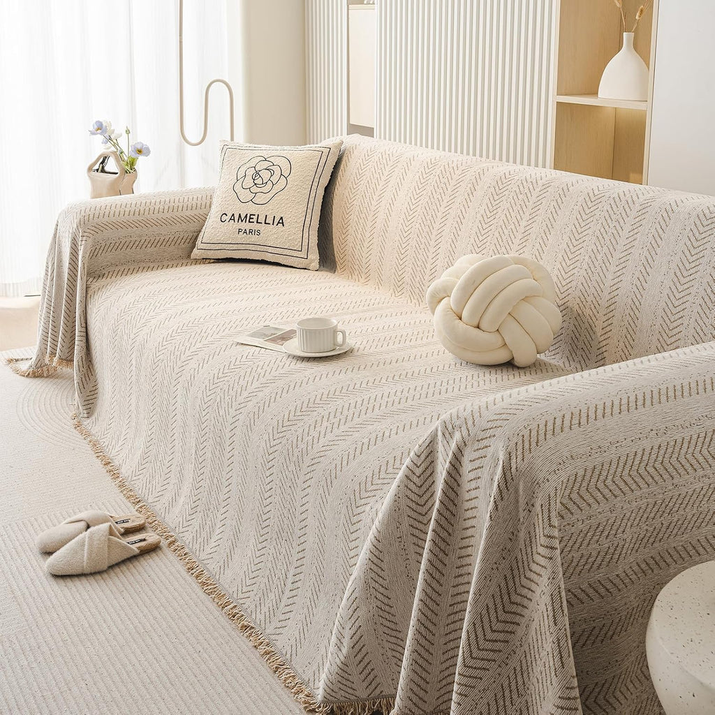Chenille Sofa Throw Blanket with Herringbone Pattern and Tassel Edges, Thick & Soft Couch Cover, Machine Washable, Anti-Slip, Pet-Friendly, Fits 3/4-Seater (Beige, 71″x165″)